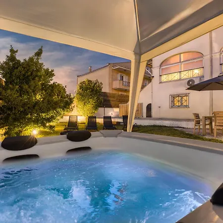 Holiday home Mi Casa - Serene Garden Retreat, 2 Bedroom House