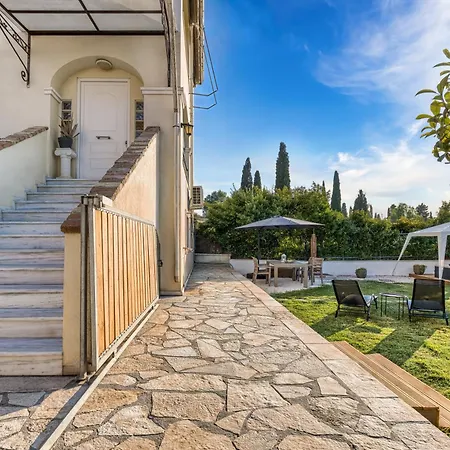 Mi Casa - Serene Garden Retreat, 2 Bedroom House Holiday home Corfu (city)